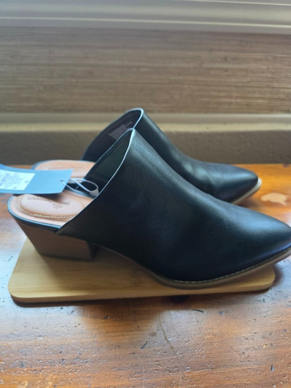 Black Slide On Mules - Picture 2 of 5